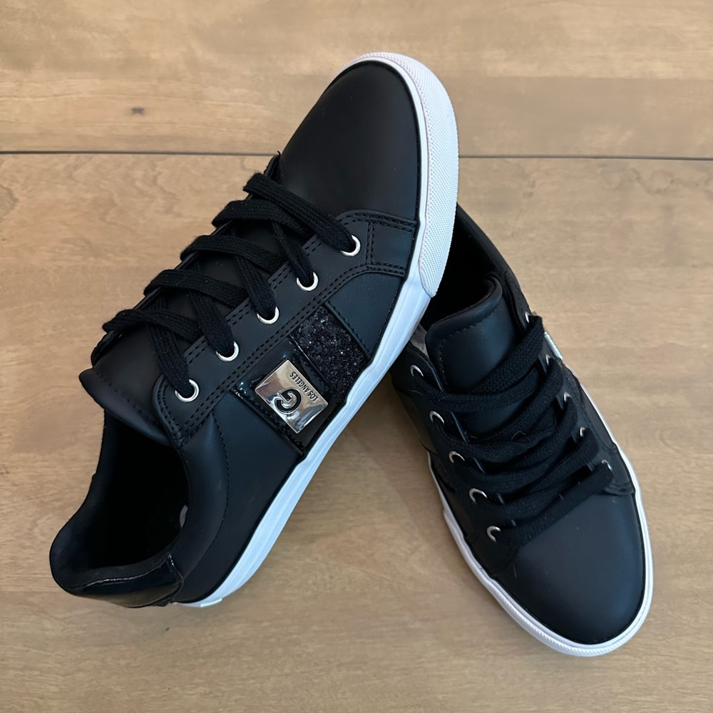 Black Sneakers